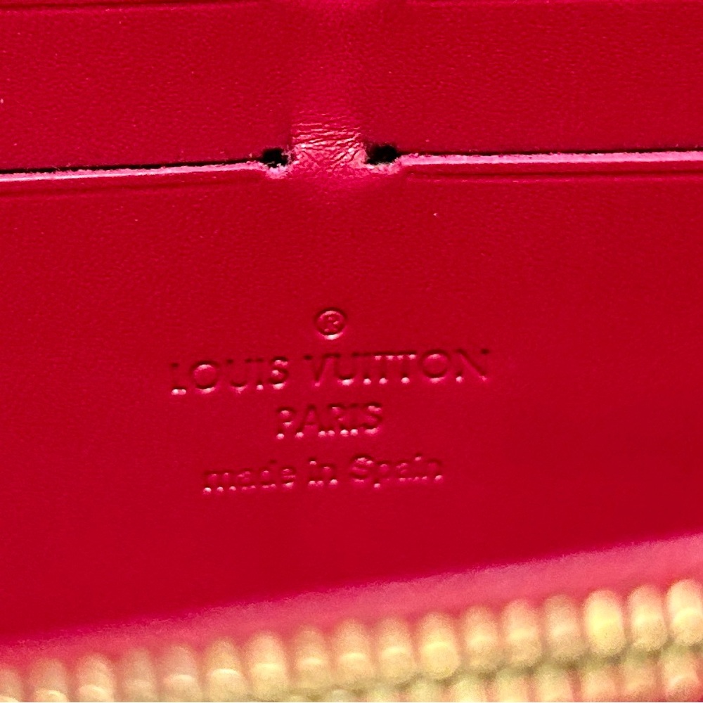 LV Rare Matte Vernis Monogram Long Wallet - Black and Bright Pink - FULL SET - Picture 10 of 16